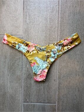 Montce Uno Bottom Added Coverage Size Medium